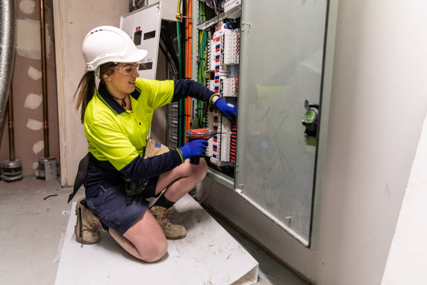 Best Circuit Breaker Repair  in La Harpe, IL